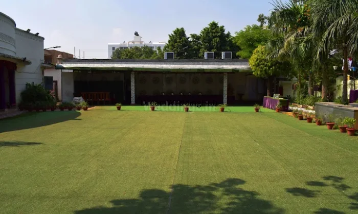 V2 Lawn Banquet Hall